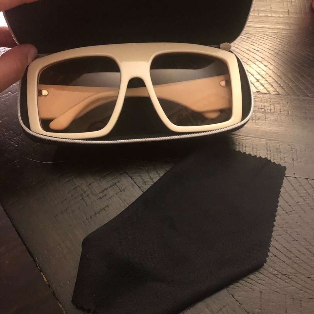 Fashion glasses